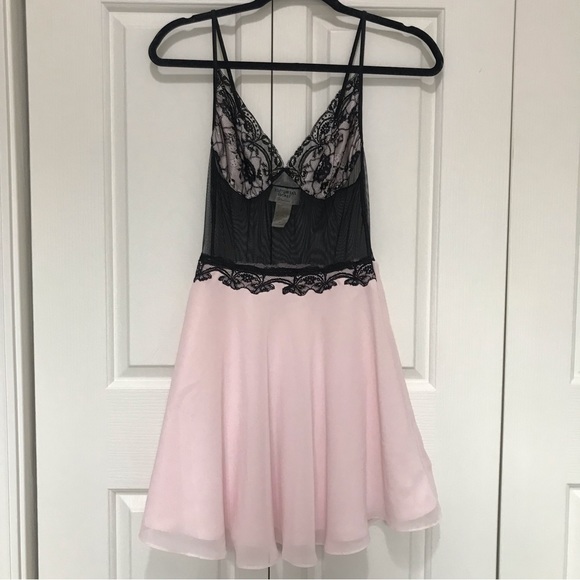 Victoria's Secret Other - 90"s Vintage Victoria’s Secret Collection Pink/Black Lace Mesh Babydoll Chemise